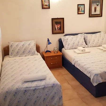 Mali Ivan Apartmán Podaca
