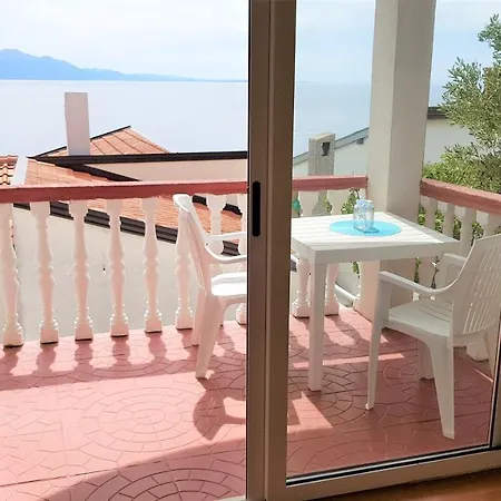 Mali Ivan Apartmán Podaca